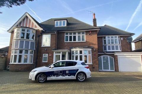 6 bedroom detached house for sale, Harrowdene Road, Middlesex HA0