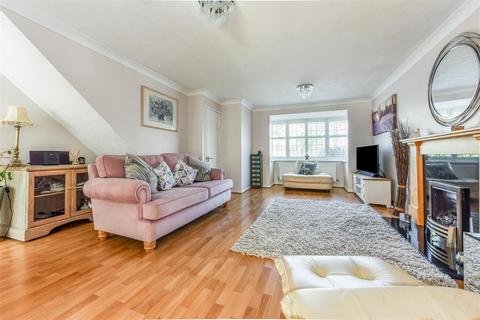 4 bedroom detached house for sale, Stanbury Close, Bosham