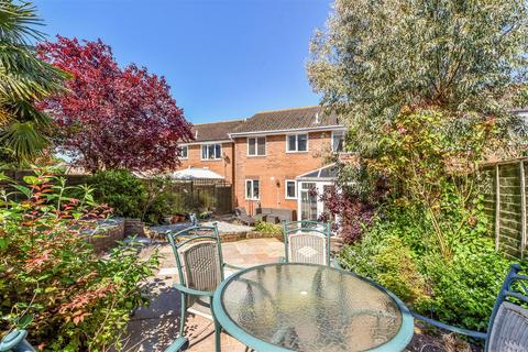 4 bedroom detached house for sale, Stanbury Close, Bosham