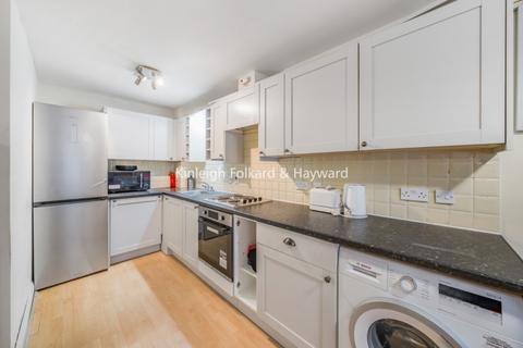 2 bedroom apartment to rent, Macleod Street London SE17