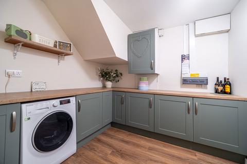 2 Riven Rise, Birmingham, B43 7AW