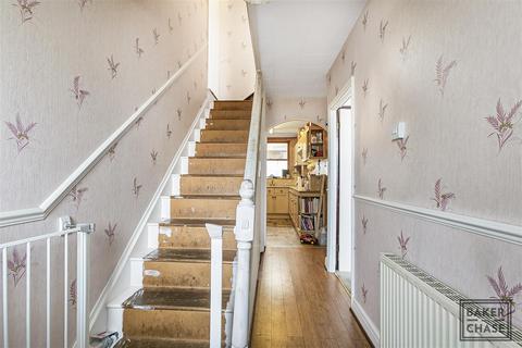 4 bedroom semi-detached house for sale, Manor Road, Enfield EN2