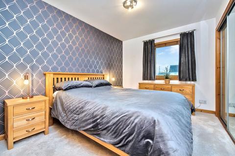 2 Black Devon Place, Inchture, Perth, PH14 9PB