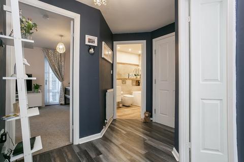 27/2 Greenpark, Edinburgh, EH17 7TB