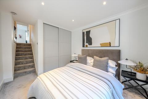 1 bedroom flat for sale, Cumberland Street, London, SW1V