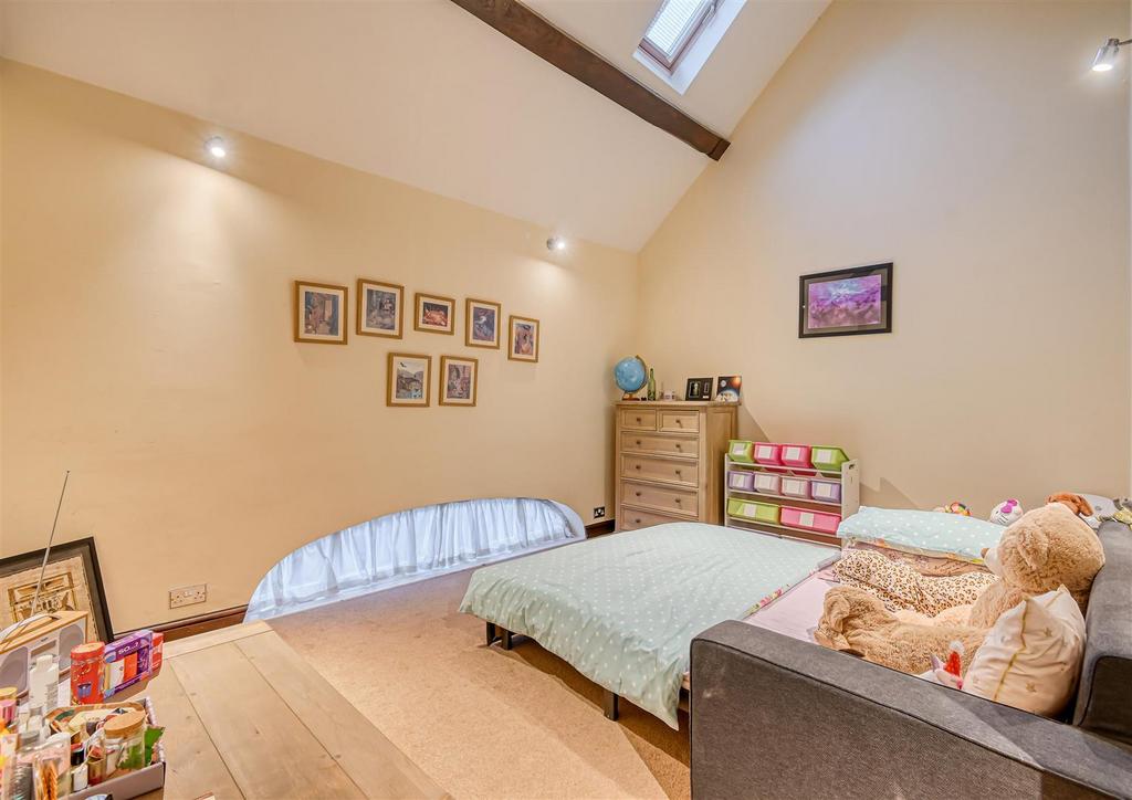 5 Stanmore Mews-04.jpg