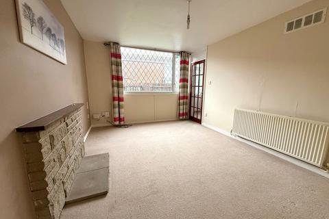 2 bedroom terraced house to rent, Exton Close, Hull, HU7