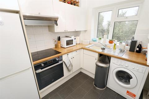 1 bedroom flat for sale, Craigmount, Radlett