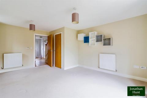 11 Parker Drive, Buntingford, SG9 9GL