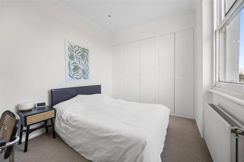 1 bedroom flat for sale, Belsize Grove, Belsize Park NW3