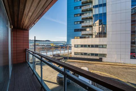 2 bedroom apartment for sale, Meadowside Quay Walk, Flat 1/5, Glasgow Harbour, Glasgow, G11 6AX