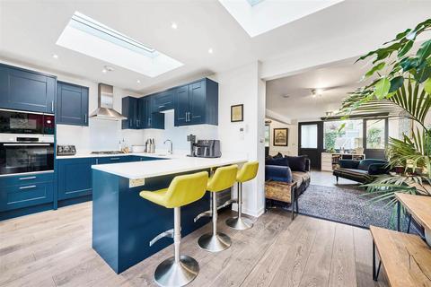 3 bedroom house for sale, Rayners Road, Putney