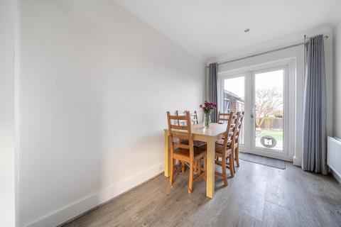 25 Balmoral Road, Sutton At Hone, Dartford, DA4 9EZ