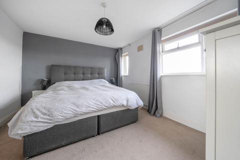 25 Balmoral Road, Sutton At Hone, Dartford, DA4 9EZ