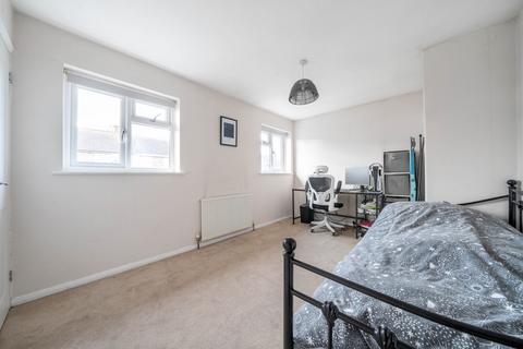 25 Balmoral Road, Sutton At Hone, Dartford, DA4 9EZ