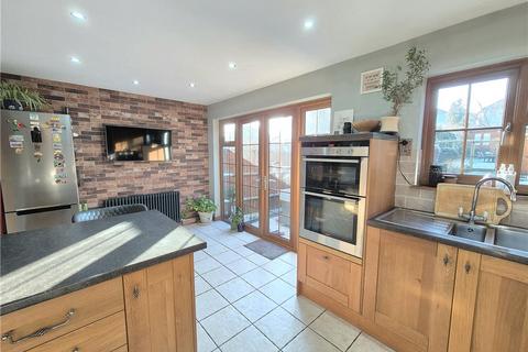 3 bedroom end of terrace house for sale, Amherst Drive, Orpington, Kent, BR5