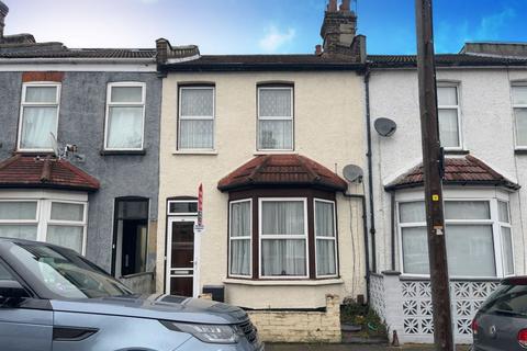 3 bedroom terraced house for sale, 101 Francis Avenue, Ilford, Essex, IG1 1TT