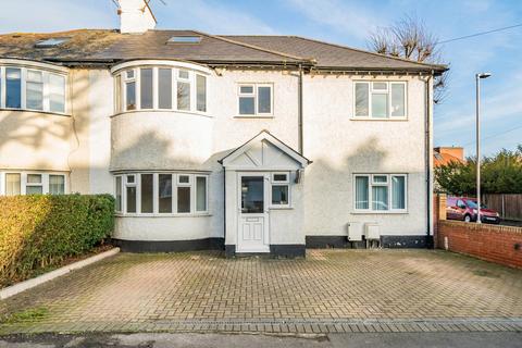 38 Howard Road, New Malden, KT3 4DP
