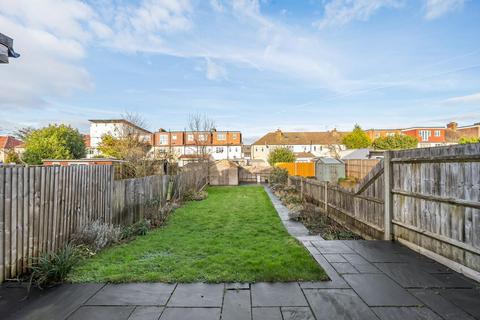 3 bedroom terraced house for sale, Crossway, Raynes Park