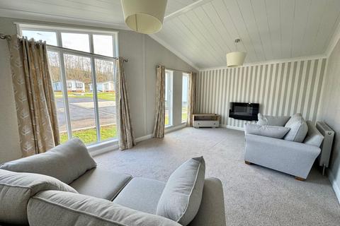 2 bedroom park home for sale, Rainham, Kent, ME8