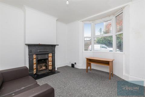 4 bedroom house to rent, Hollingdean Road, Brighton