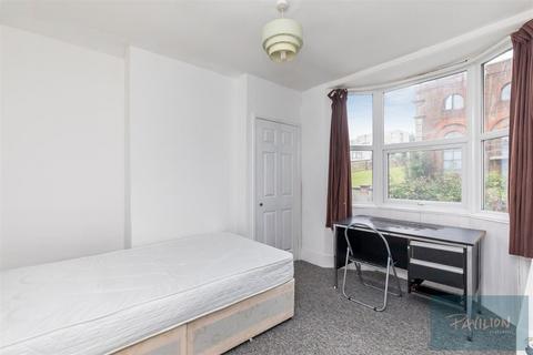 4 bedroom house to rent, Hollingdean Road, Brighton