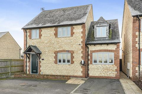 4 bedroom detached house for sale, Ploughley Road, Lower Arncott, OX25