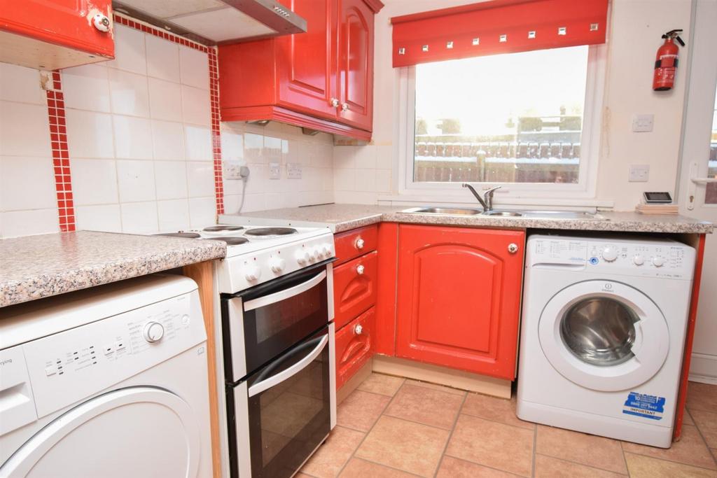 KITCHEN-2.jpg