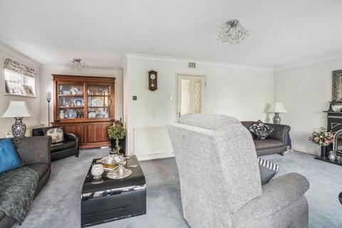 4 bedroom detached house for sale, Nightingale Road, Bushey