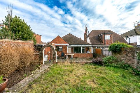 2 bedroom bungalow for sale, Cranleigh Road, Worthing, West Sussex, BN14