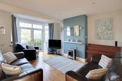 4 bedroom semi-detached house for sale, Shirley Way, Shirley