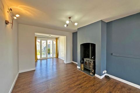 16 Station Road, Wombourne, Wolverhampton, WV5 9EL