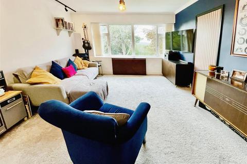 87 Stonelea Road, Hemel Hempstead, HP3 9JZ