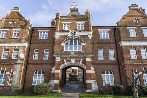 Marvels Lane, London