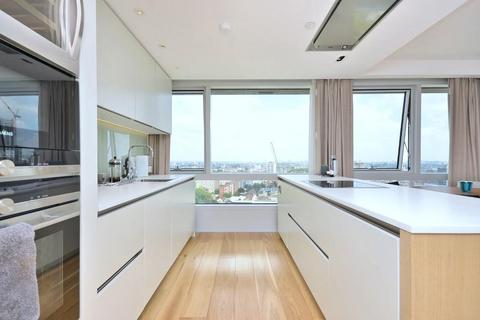 2 bedroom flat to rent, Canaletto Tower, 257 City Road, London, Islington, EC1V