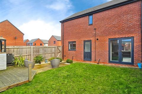 3 bedroom detached house for sale, Packington Road, Hilton, Derby