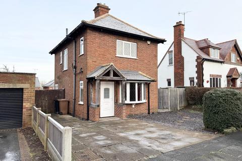 3 bedroom detached house to rent, Kings Drive, Littleover, Derby, DE23