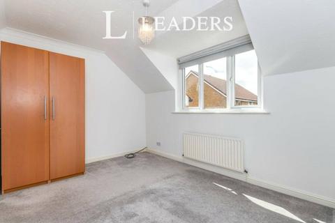 10 Farriers Road, Epsom, KT17 1LP