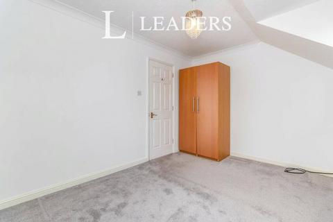 10 Farriers Road, Epsom, KT17 1LP
