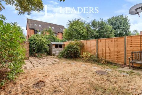 10 Farriers Road, Epsom, KT17 1LP