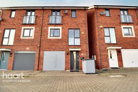 3 bedroom semi-detached house for sale, Belhouse Avenue, Aveley