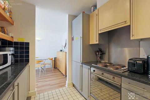 1 bedroom flat to rent, Assam Street, London E1