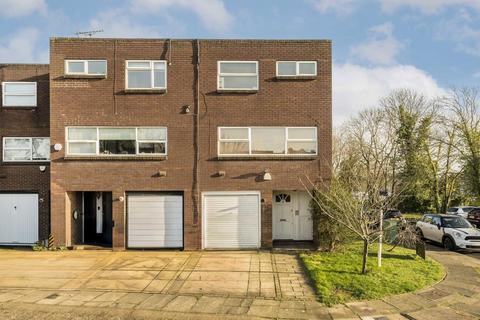 3 bedroom terraced house for sale, Linksway, Hendon NW4