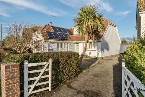 3 Elm Drive, Bognor Regis, PO22 6JD