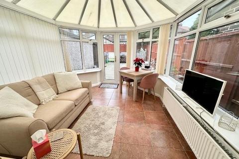 3 bedroom semi-detached house for sale, Dudwell Lane, Skircoat Green, Halifax