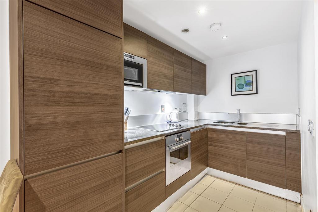 Kitchen.JPG