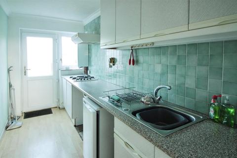 1 bedroom flat for sale, Wood Drive, Leeds LS26