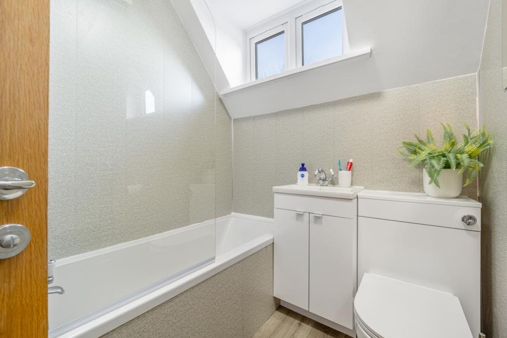 240 Boultham Park Road (Lincoln)-35