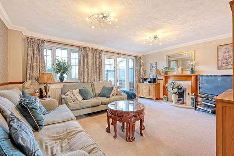 4 bedroom link detached house for sale, White Post Field, Sawbridgeworth CM21