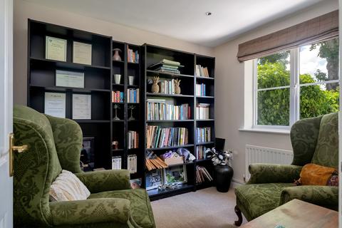 10 Barmstedt Close, Oakham, LE15 6RJ
